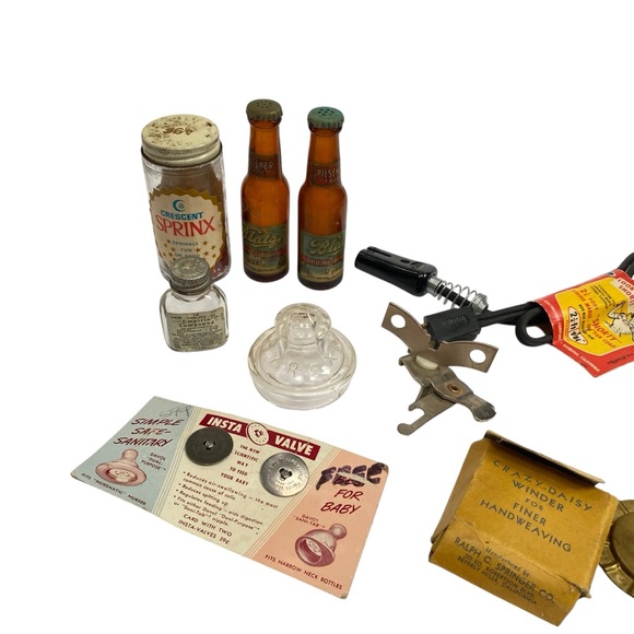 Vintage Junk Drawer Lot Kitchen Items Sprinx Cord Salt Pyrex lid crazy-daisy + - Picture 2 of 16